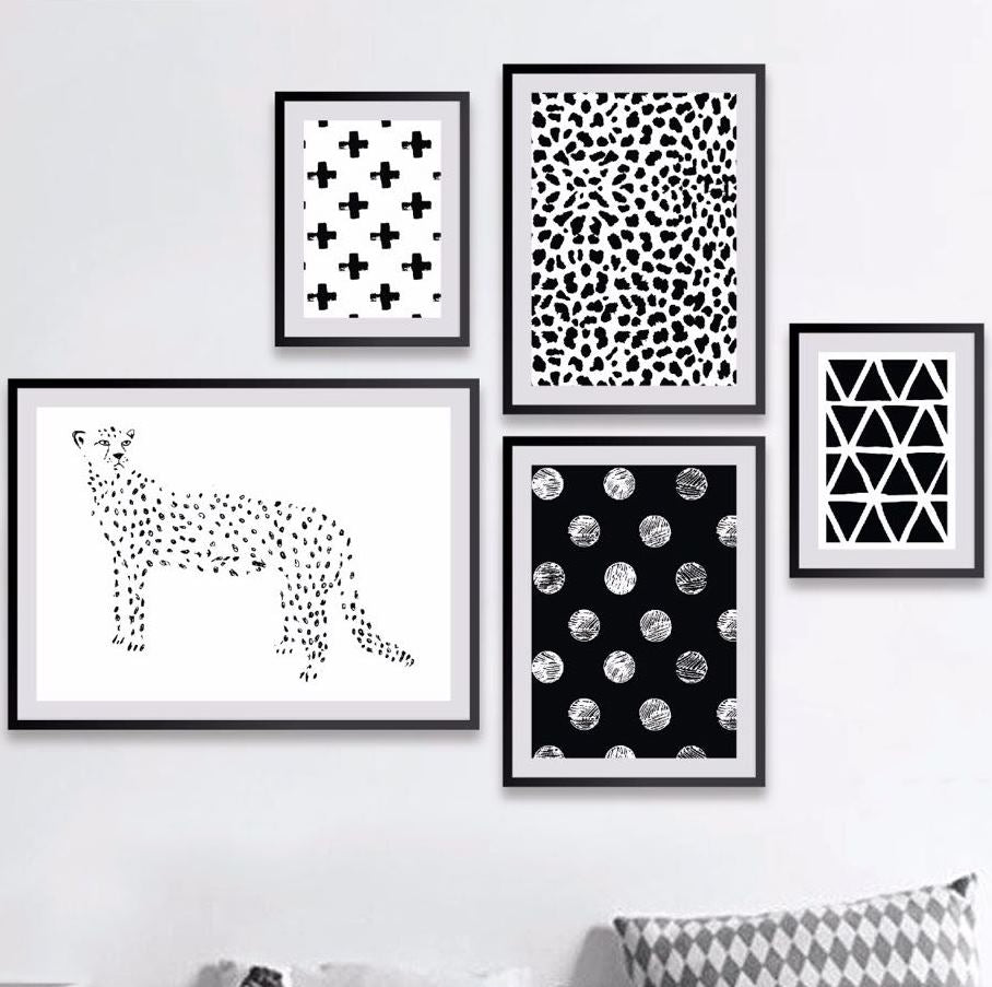 סידרת פוסטרים  - שחור לבן פנטר