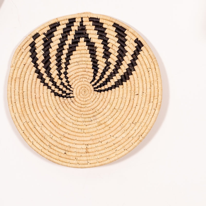 סל קלוע דגם קווים