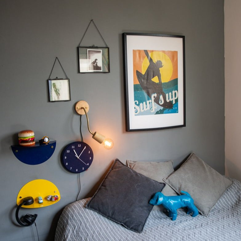 מנורת קיר מעוצבת